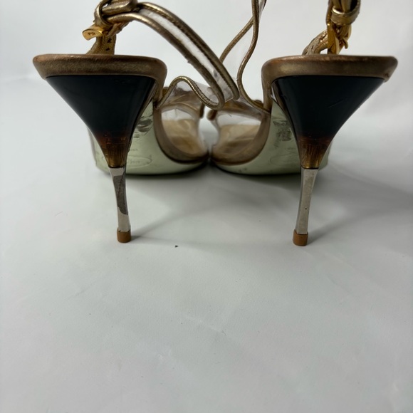 Prada
PVC Crystal Embellishments Slingback Pumps
Women\'s Size 36.5
0117